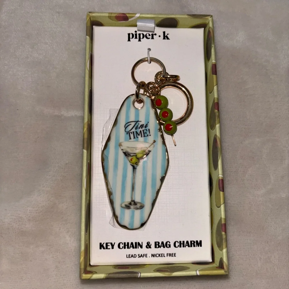 🍸VIRAL Piper K Martini Key Chain & Bag Charm
